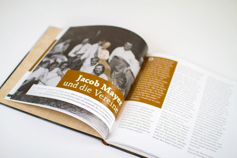 Jacob Mayer und die Vereine im Buch