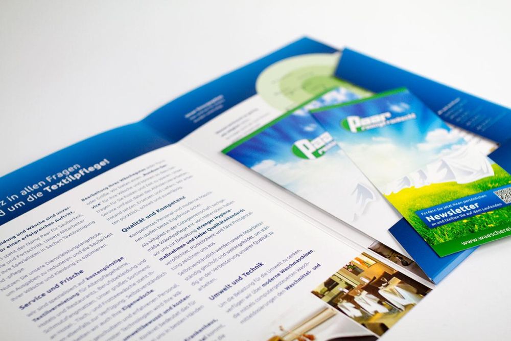 Mappe und Flyer mit Infos für Wäscherei Paar