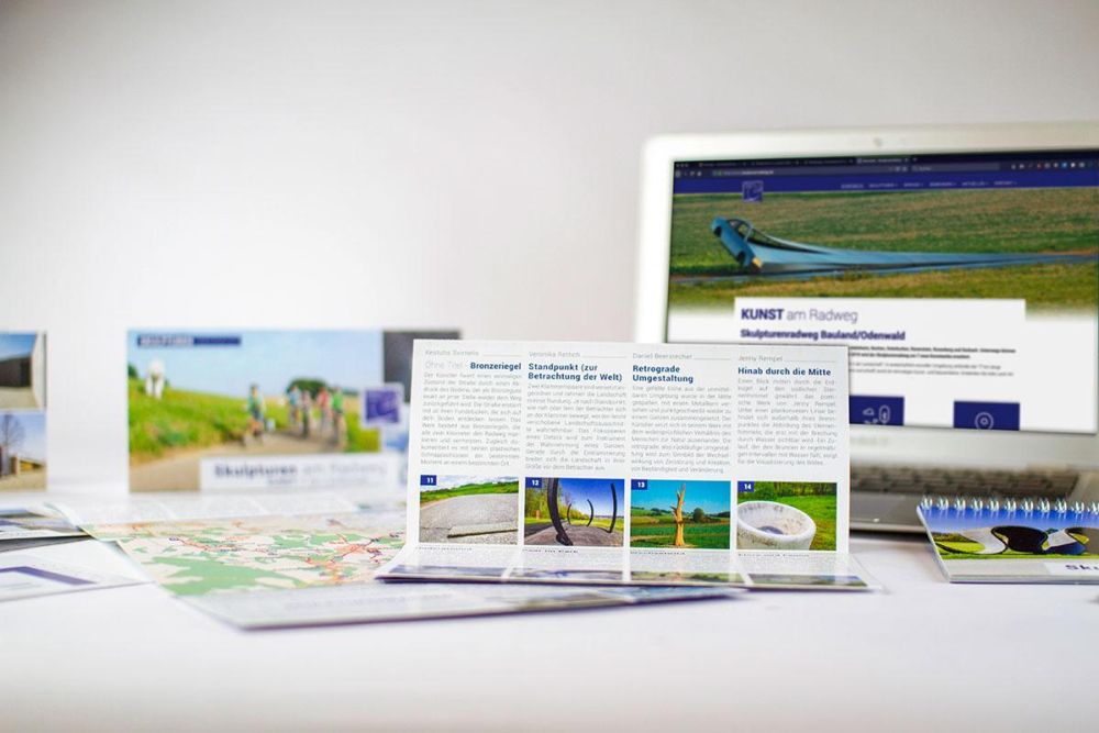 Drucksachen & Webseite