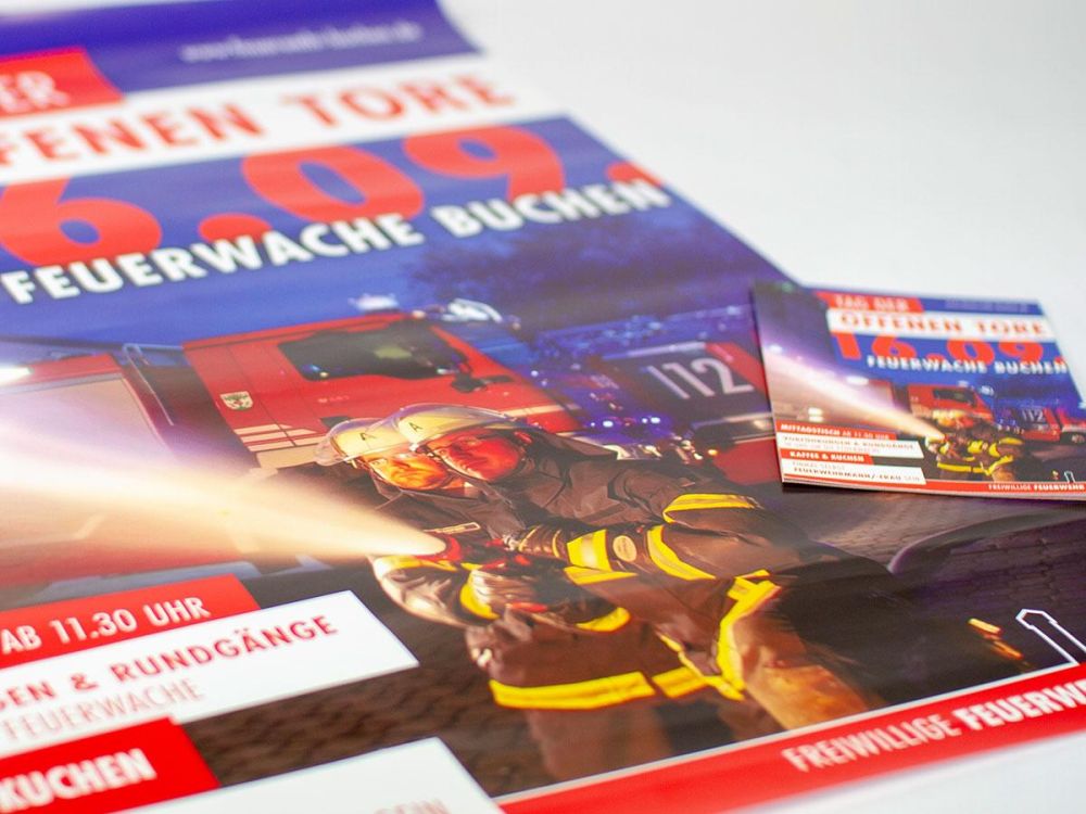Handzettel und Plakate für den Tag der offenen Tore bei der Feuerwehr Buchen
