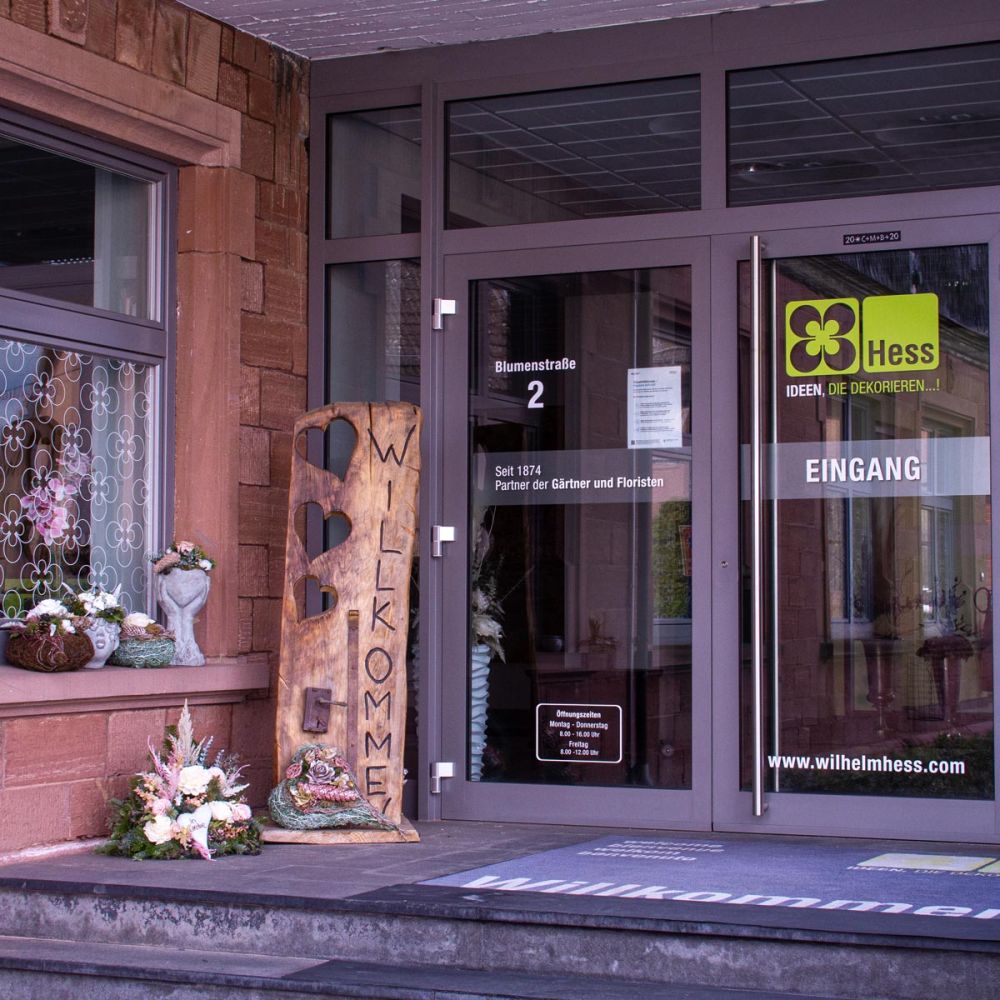 Eingangstür Beschriftung