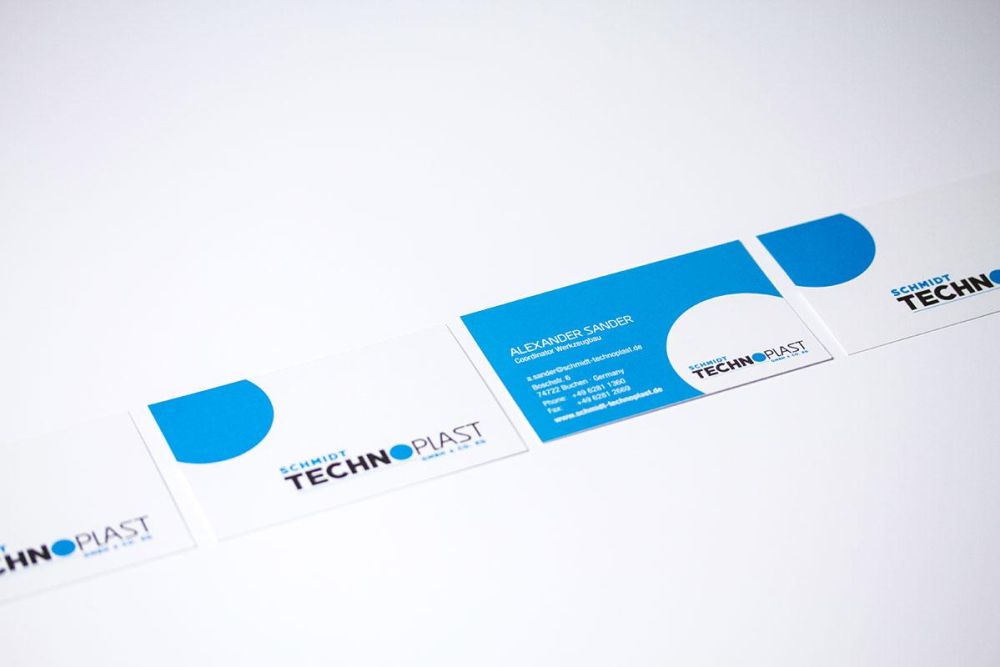 Visitenkarten im Corporate Design von Schmidt Technoplast