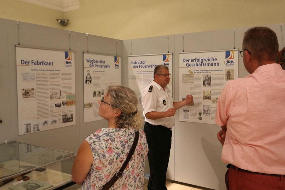 Führung durch die Carl Metz Ausstellung