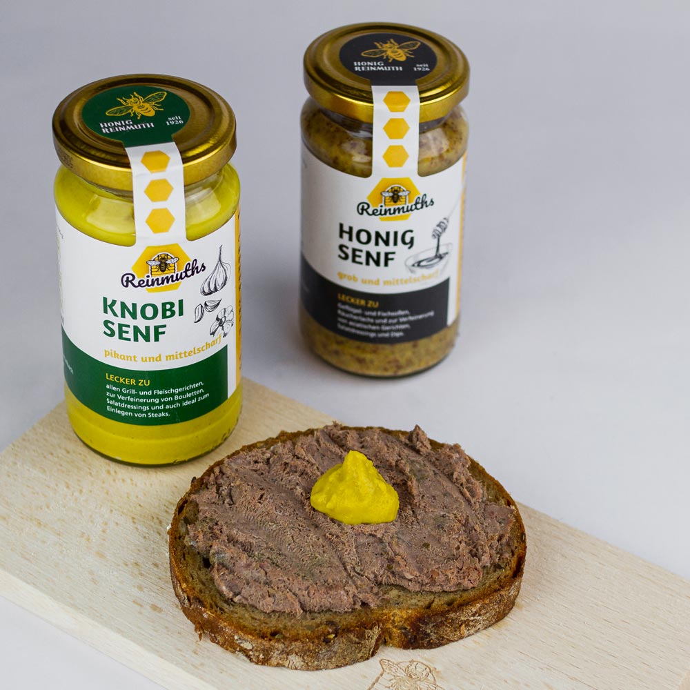 Knobi Senf, Honig Senf und eine Leberwurst Brot