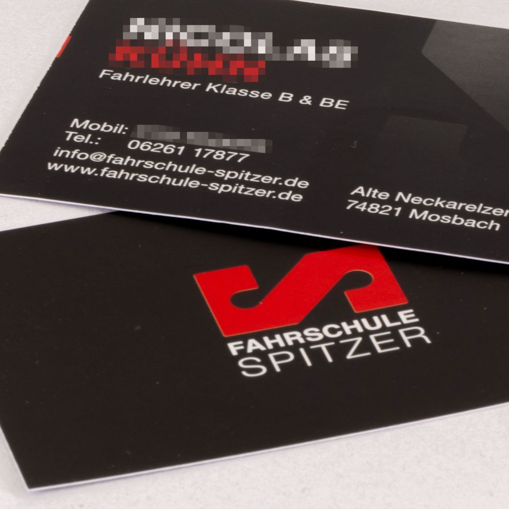 Vorder- und Rückseite Fahrschule Spitzer