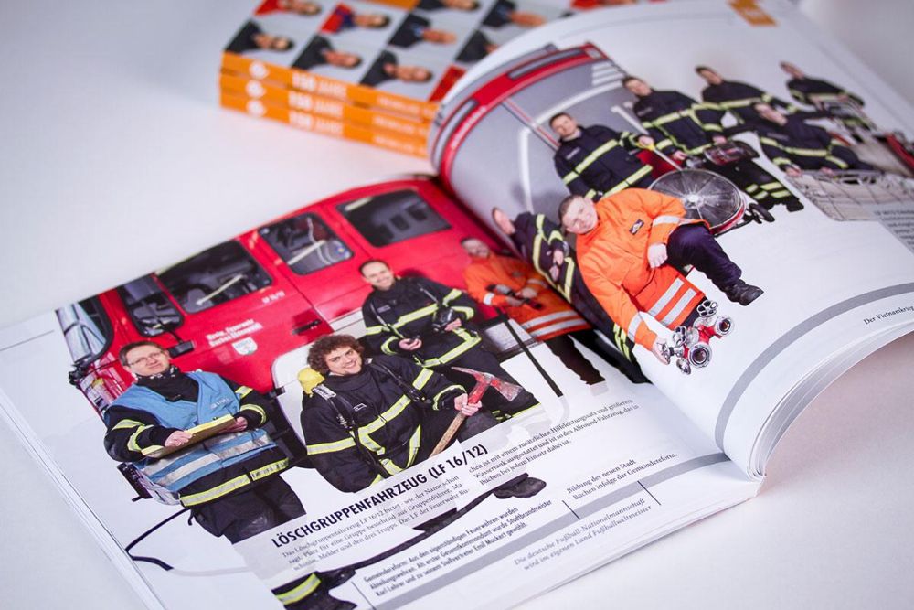 Feuerwehrbilder in der Chronik der Feuerwehr Buchen