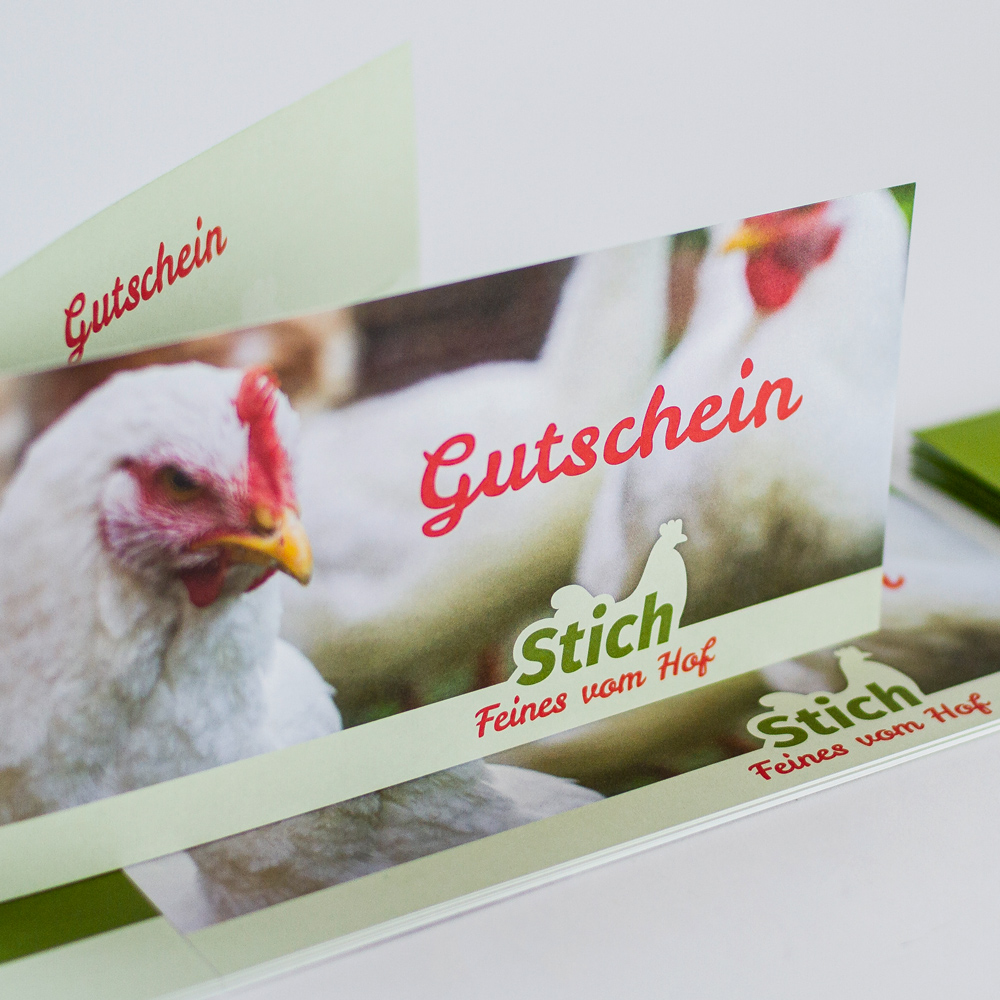 Gutschein Hof Stich mit Hühner Motiv