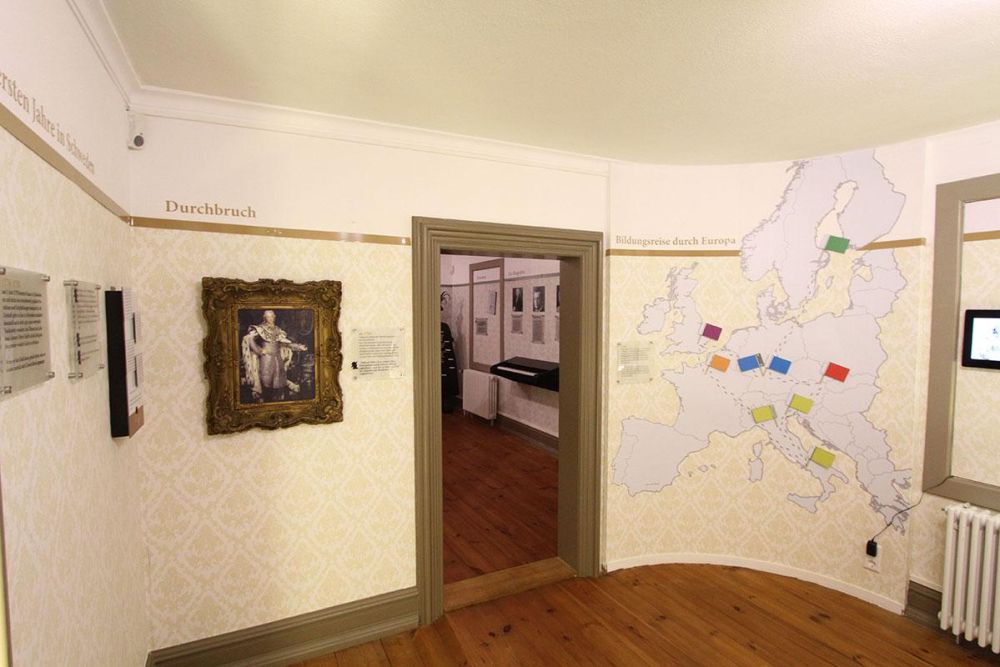 Landkarte quer über die Wand in der JMK Ausstellung