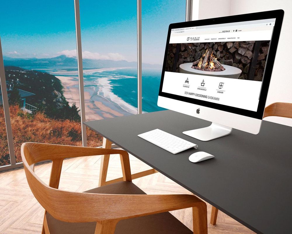 Mania Webseite auf einem iMac