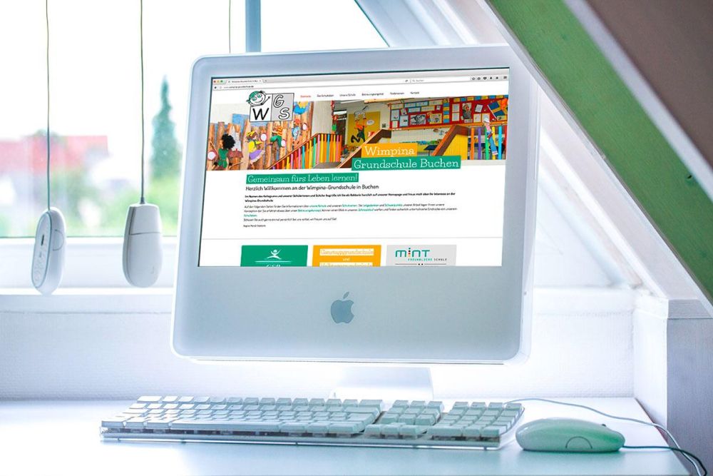 Webseite Wimpina Grundschule auf einem alten iMac