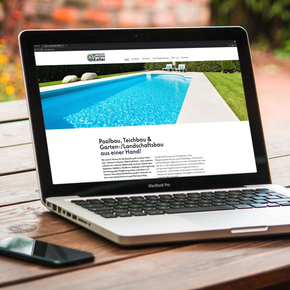 KoiKeller Webseite auf Laptop