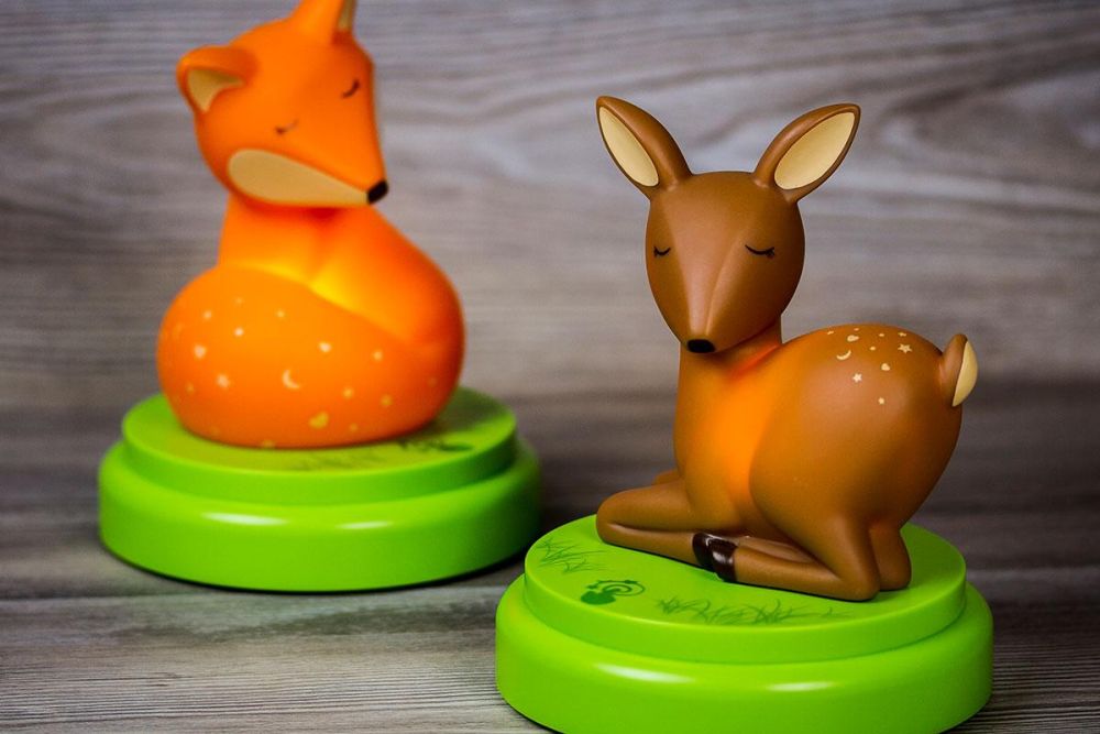 Reh und Fuchsnachtlicht leuchten