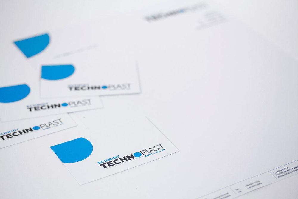 Visitenkarten und Briefpapier